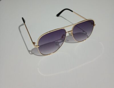 Óculos de Sol Aviador Liga Cinza com Dourado