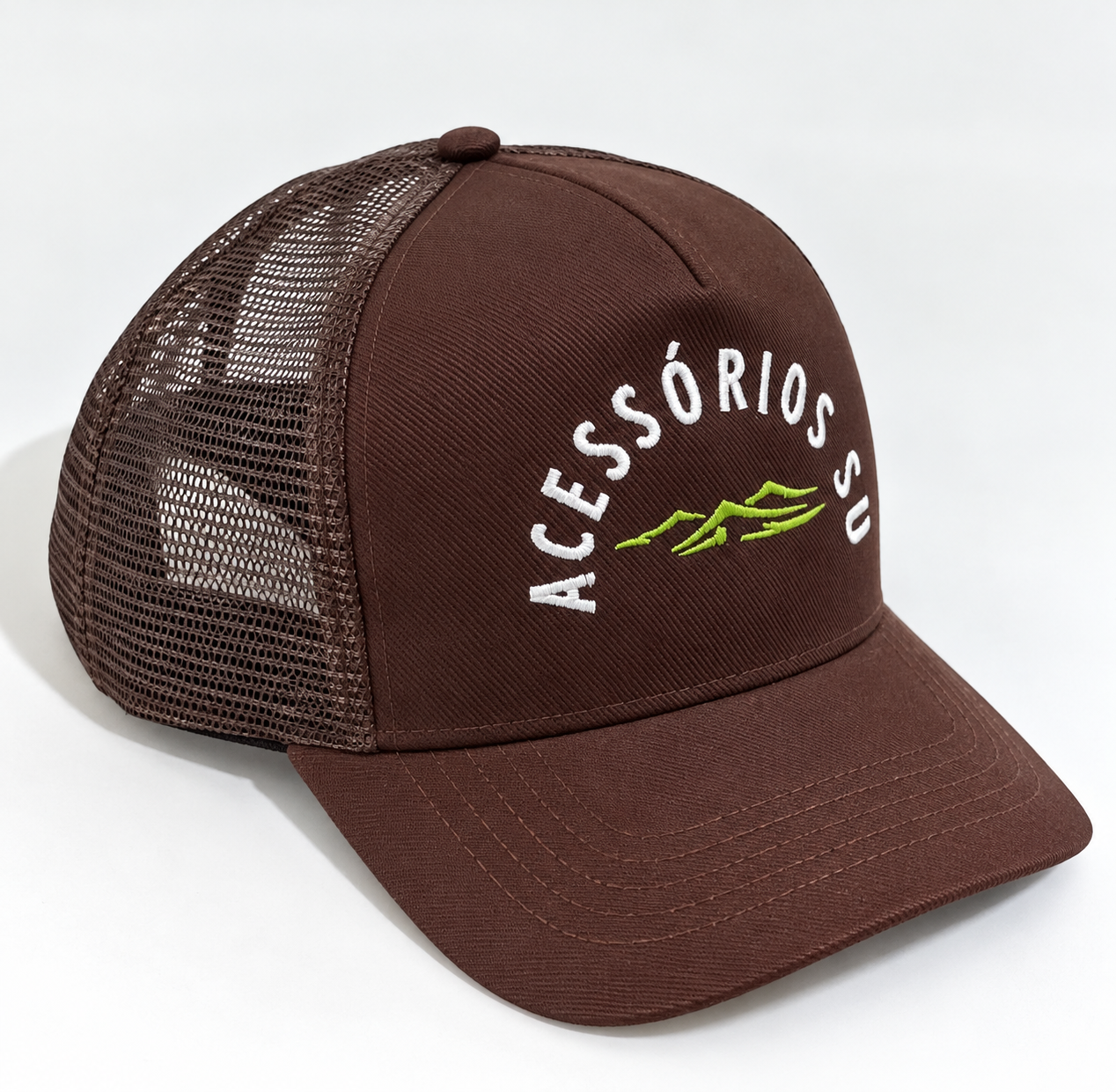 Boné Trucker Marrom com Fechamento Ajustável 3 Boné Trucker Marrom com Fechamento Ajustável